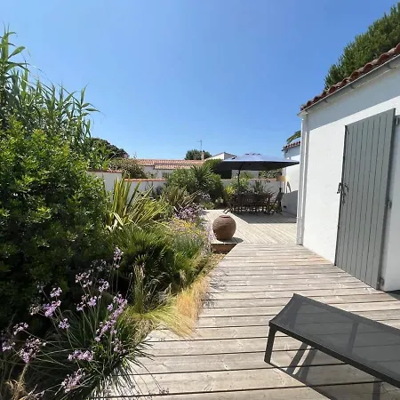 펜션 La Du Fier Pretty House For Up To 6 People *