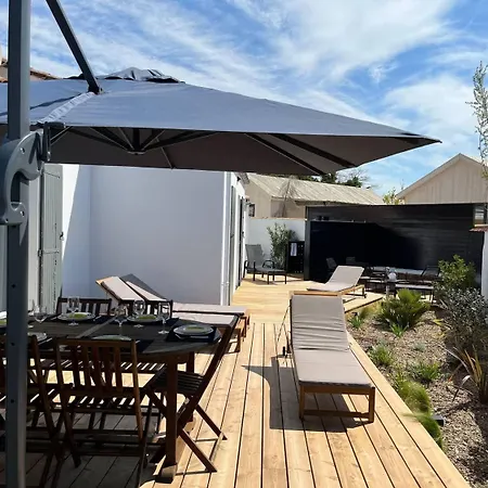 La Du Fier Pretty House For Up To 6 People 펜션 *