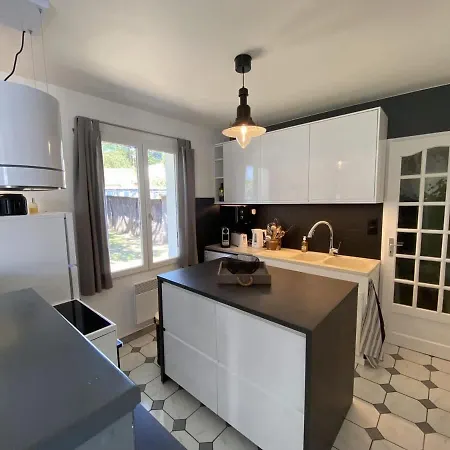 Dom wakacyjny La Du Fier Pretty House For Up To 6 People *
