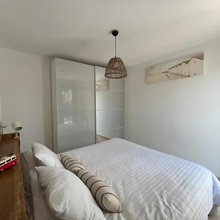 Dom wakacyjny La Du Fier Pretty House For Up To 6 People