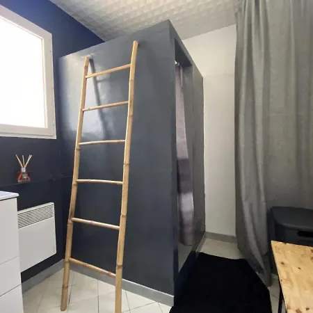 La Du Fier Pretty House For Up To 6 People *