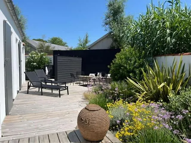 La Du Fier Pretty House For Up To 6 People بيت للعطل *