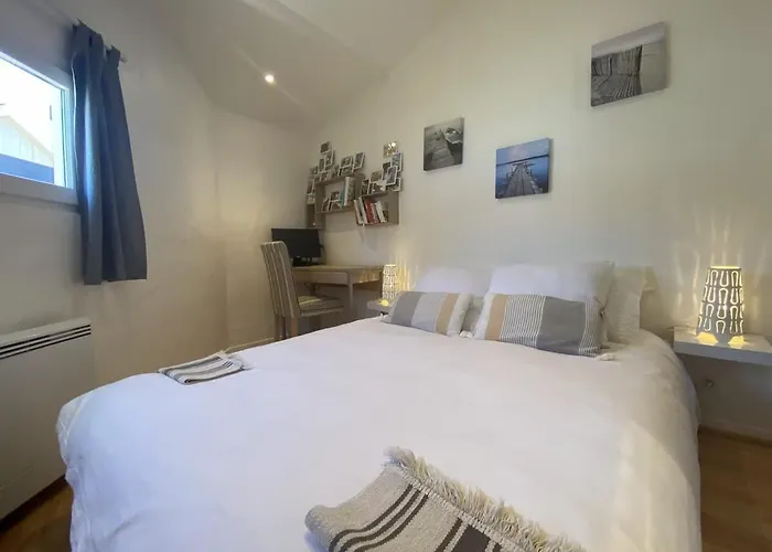 La Du Fier Pretty House For Up To 6 People بيت للعطل *